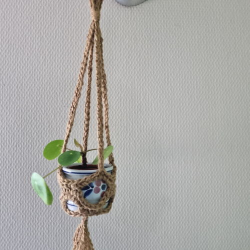 Gehaakte plantenhanger in Bohemian-style