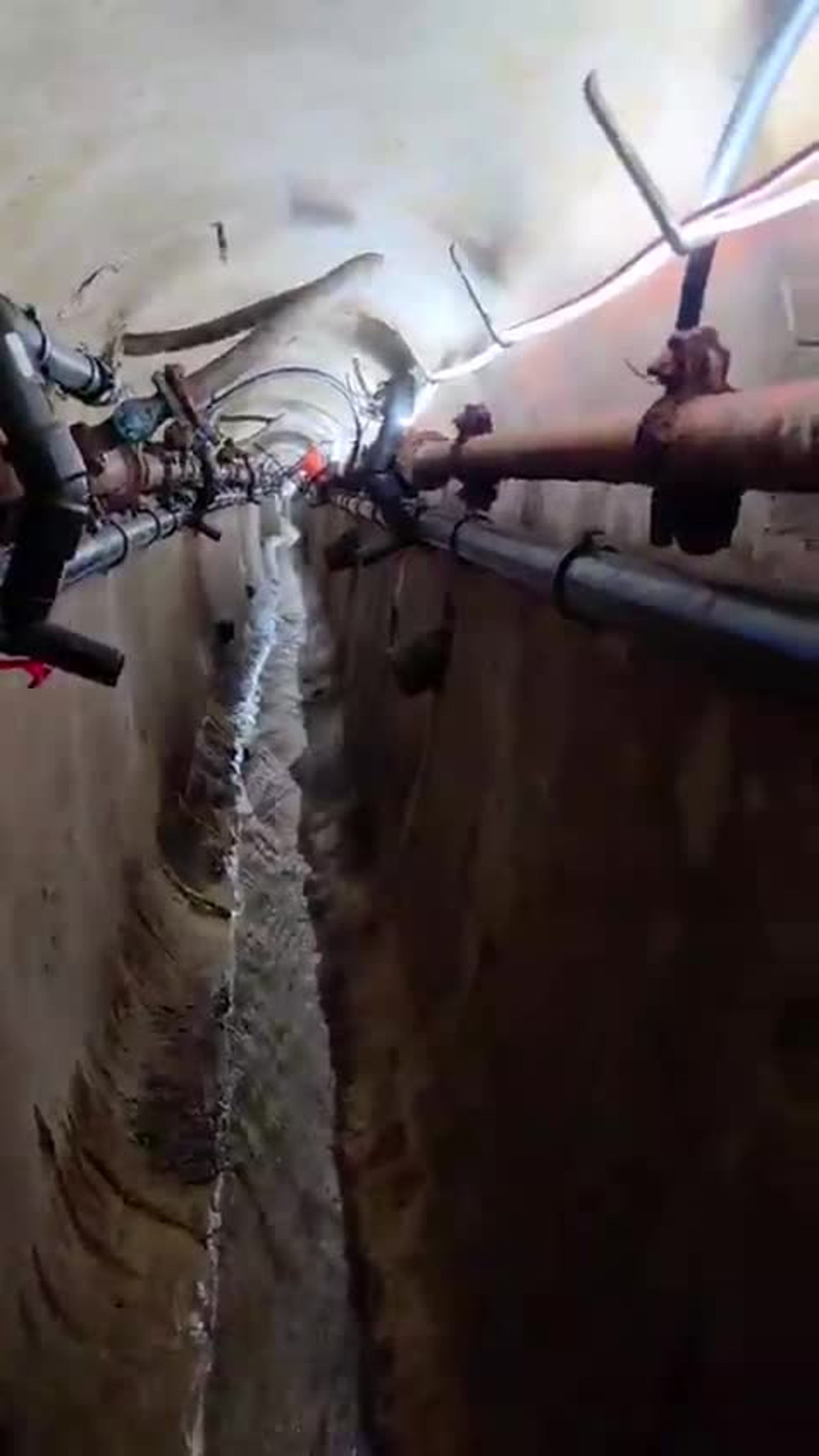 Soudure sur un réseau de plomberie à Paris