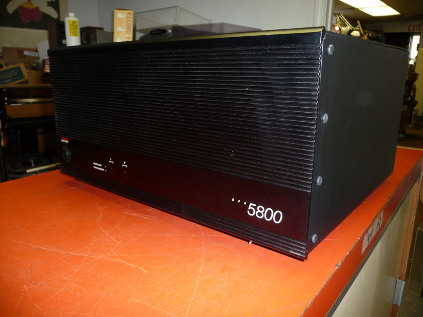 Adcom GFA 5800 Power Amp