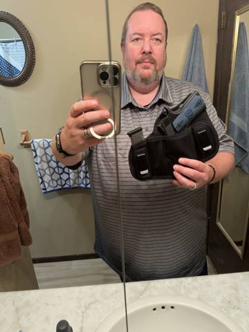 shoulder holster review, shoulder holster for men, shoulder holster for fat guy, right hand shoulder holster