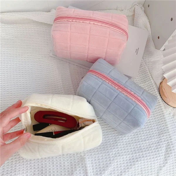 Plush Makeup Bag Checkered Cosmetic Bag Cosmetic Travel Bag - Image 10