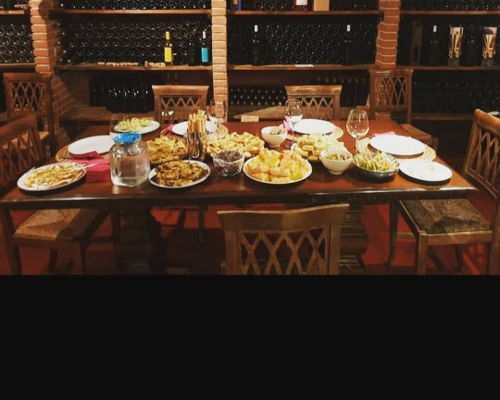Food experiences Casaleggio Boiro: Wine in the kitchen: a unique gastronomic experience
