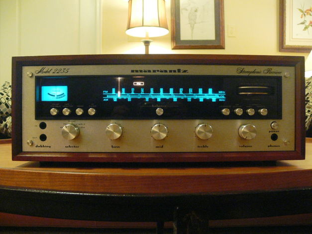 Marantz Model 2235 Stereo Receiver