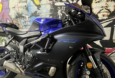 2023 YAMAHA YZF-R7 motorcycle for rent near Gaithersburg, MD