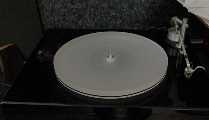 Well Tempered Labs... Classic Record Player turntable.....