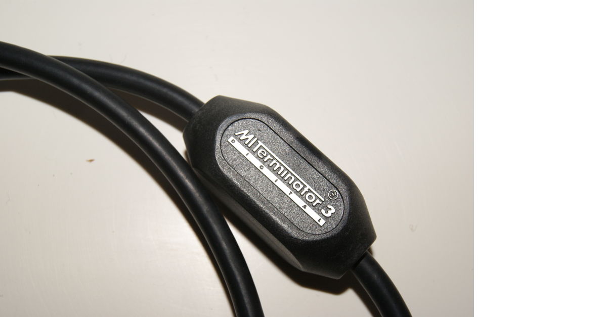 ■MIT Terminator 5 RCAケーブル 2本　MADE IN USA MIT Terminator 2 - RCA Analog Audio Cables, 5 Feet