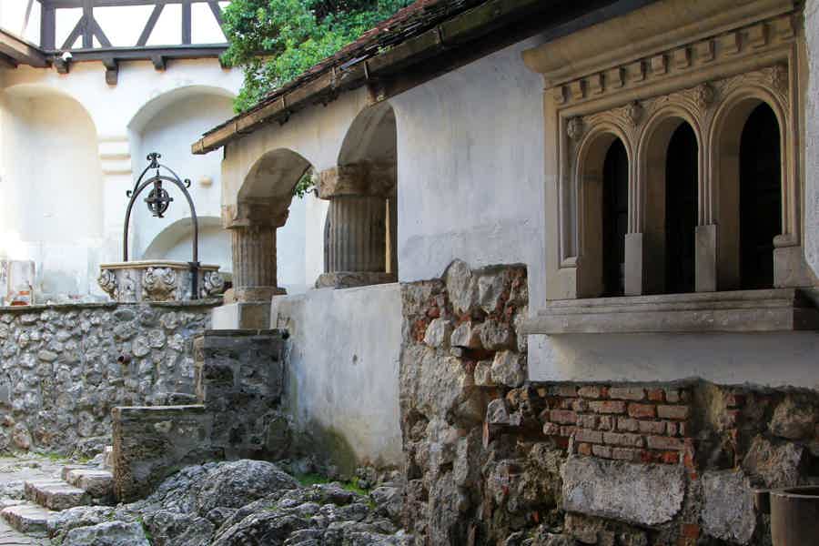 Peleș, Bran & Medieval Brașov – Full-Day Adventure - photo 1