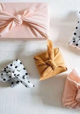 Fabric Wrapped Gifts (Furoshiki)