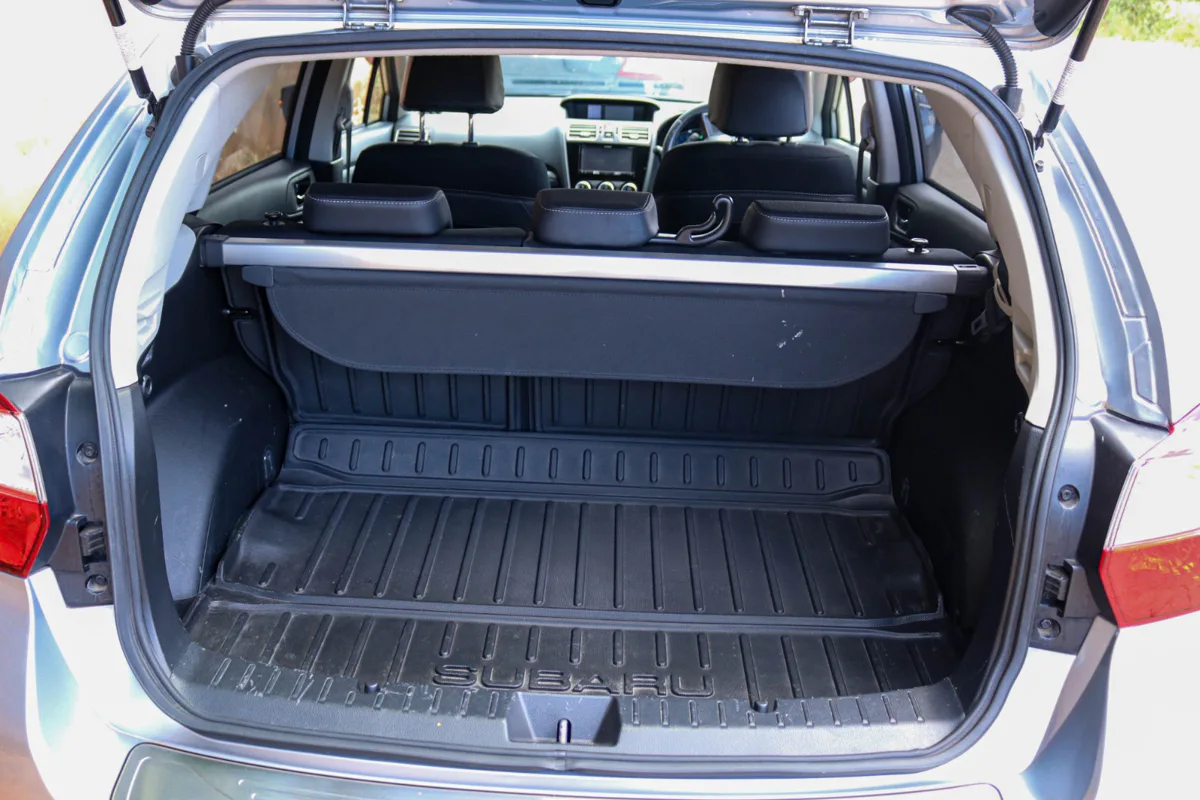 2016 Subaru Impreza — Royal Max Motors — photo 2 of 19