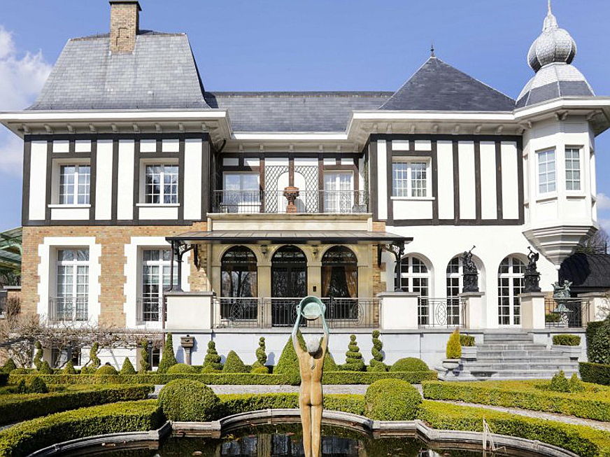  Hechtel-Eksel
- villa bruxelles