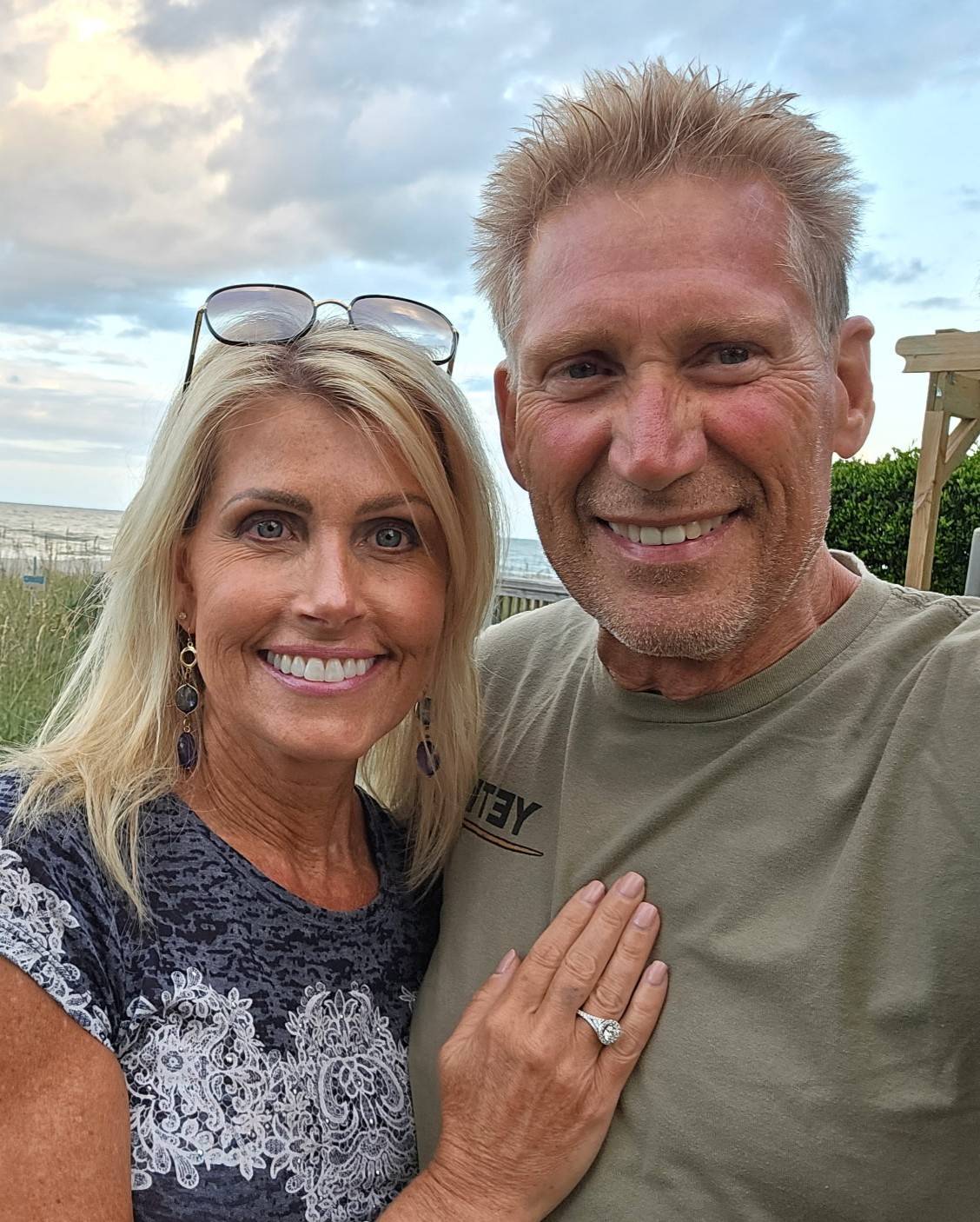 Gerry Turner and Lana Sutton taking a selfie at the beach.