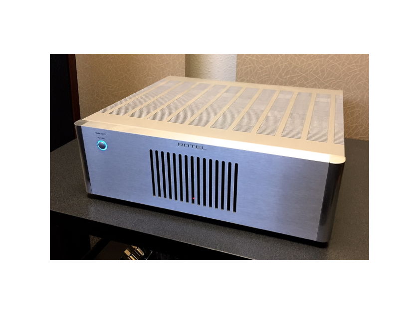 Rotel RMB-1575S Five Channel Amplifier