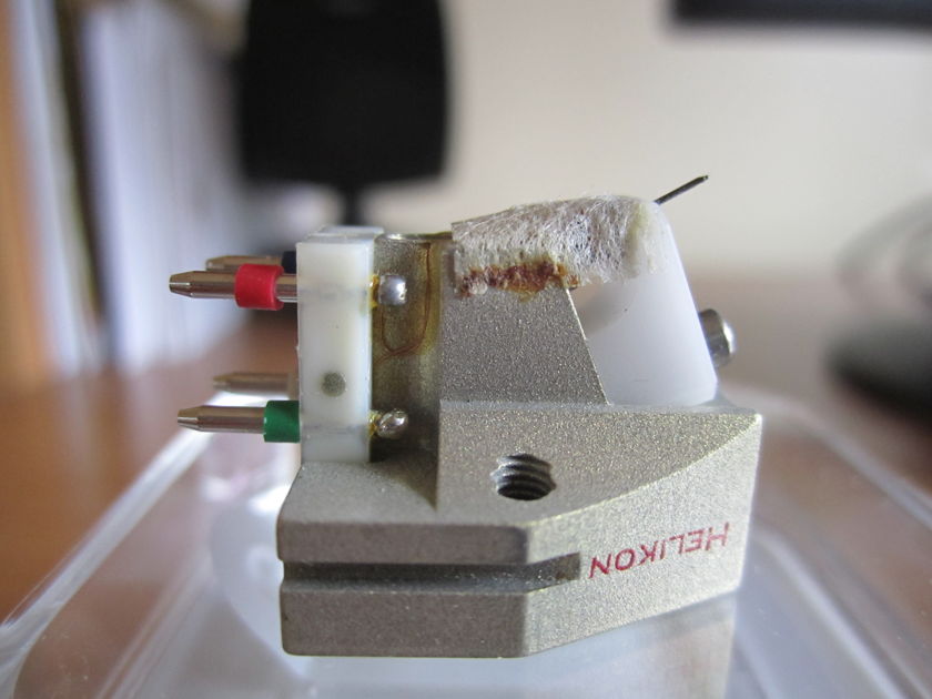 Lyra Helikon Moving Coil Phonograph Cartridge
