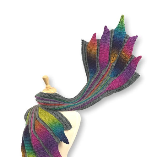 Embossed Phoenix Scarf Pattern PDF