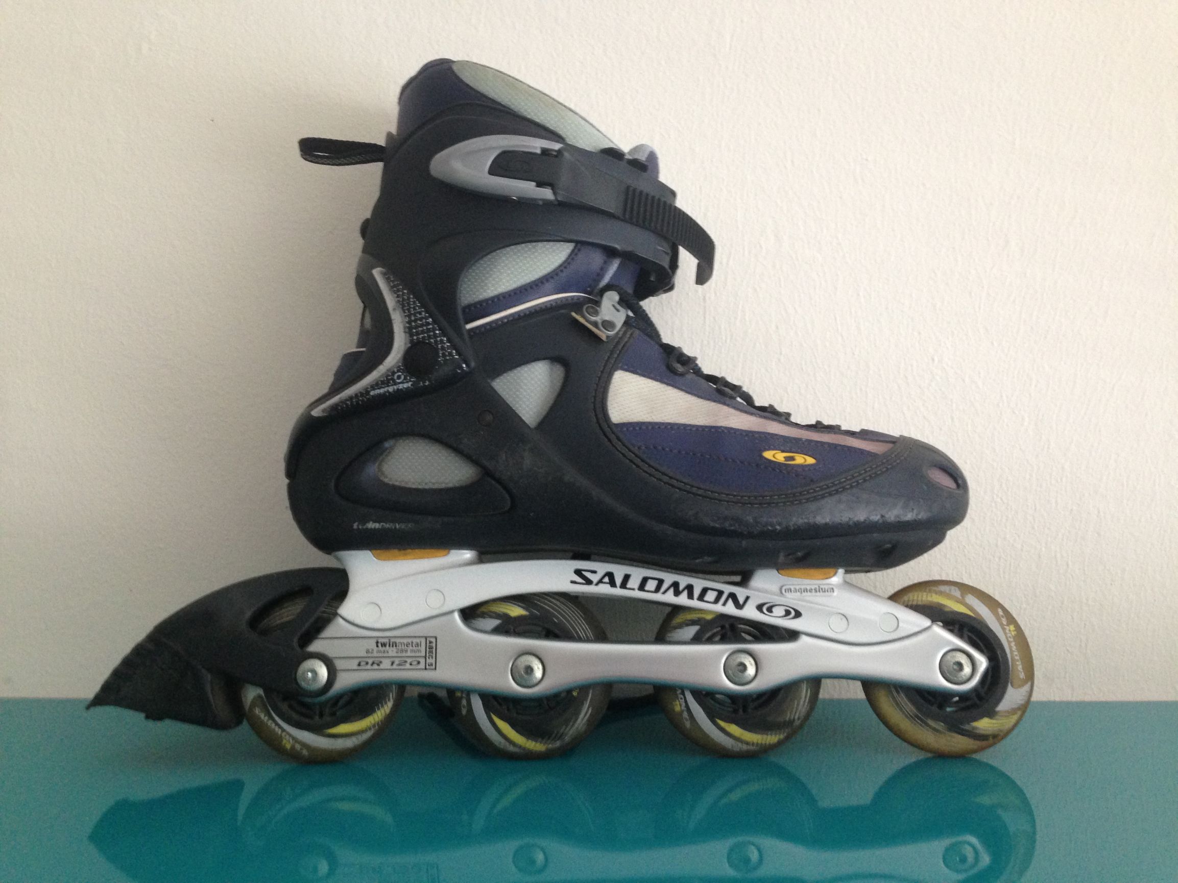 Skischuhe-Salomon Anatomic Kinder Kinderfahrzeuge & Co Inline Skates & Schlittschuhe Salomon Inline Skates & Schlittschuhe cutomfit 