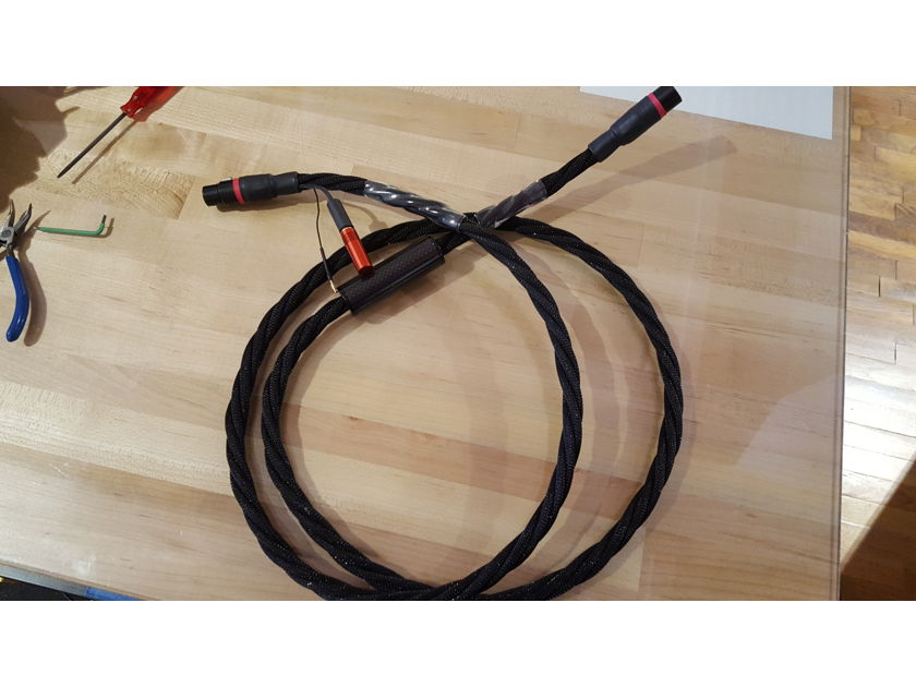 Synergistic Research Atmosphere Level 4 Balanced XLR Interconnects 2m