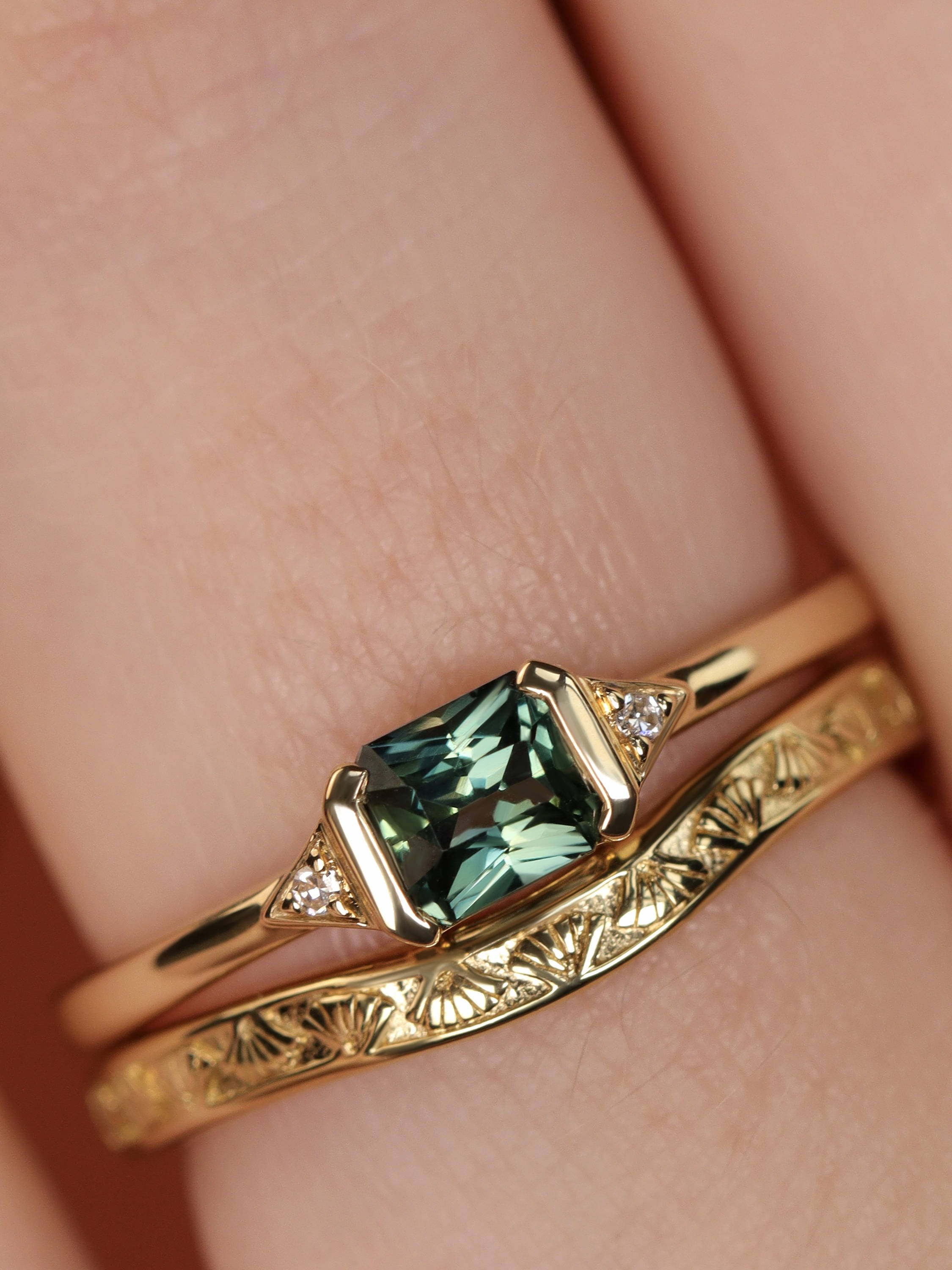 Sapphire engagement ring