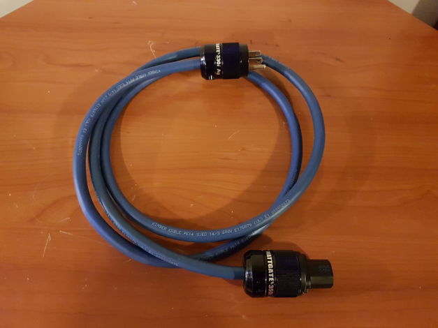 Kimber Kable PK14 Power Cable. 1.8 meters (6 feet).