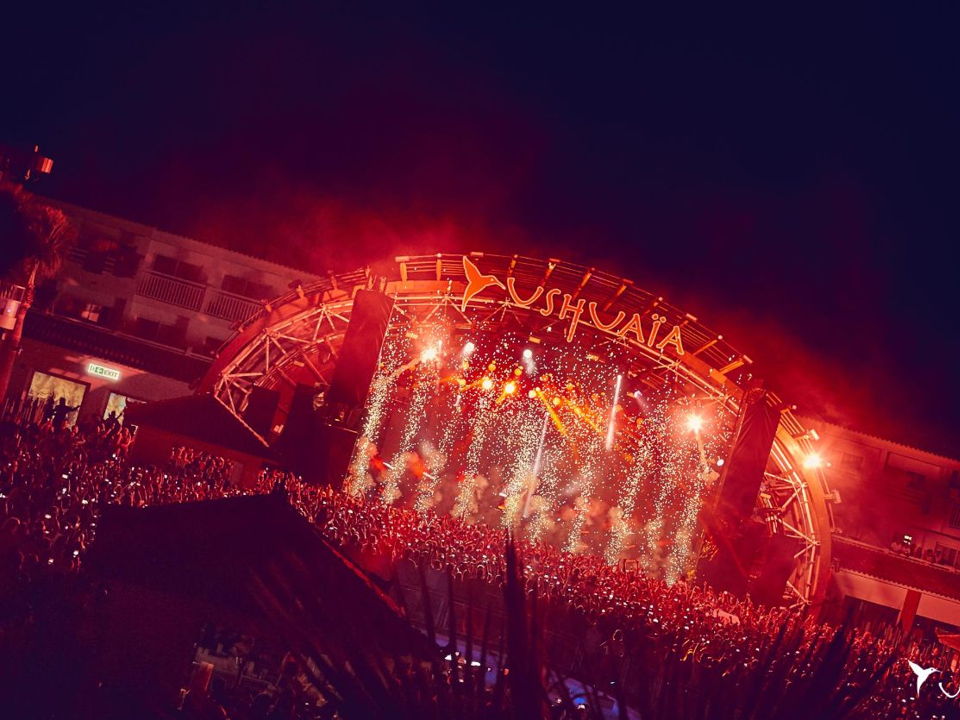 Ushuaia production at Hardwells party