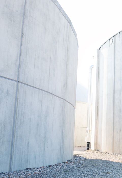 Agitators for biogas plants