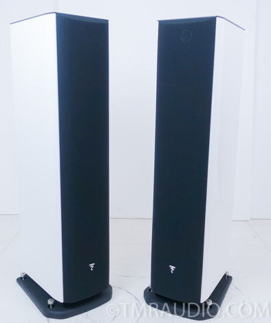Focal Aria 926 Floorstanding Speakers; White; Mint Pair...