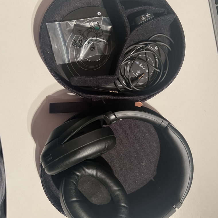 Sony XM4 Kopfhörer