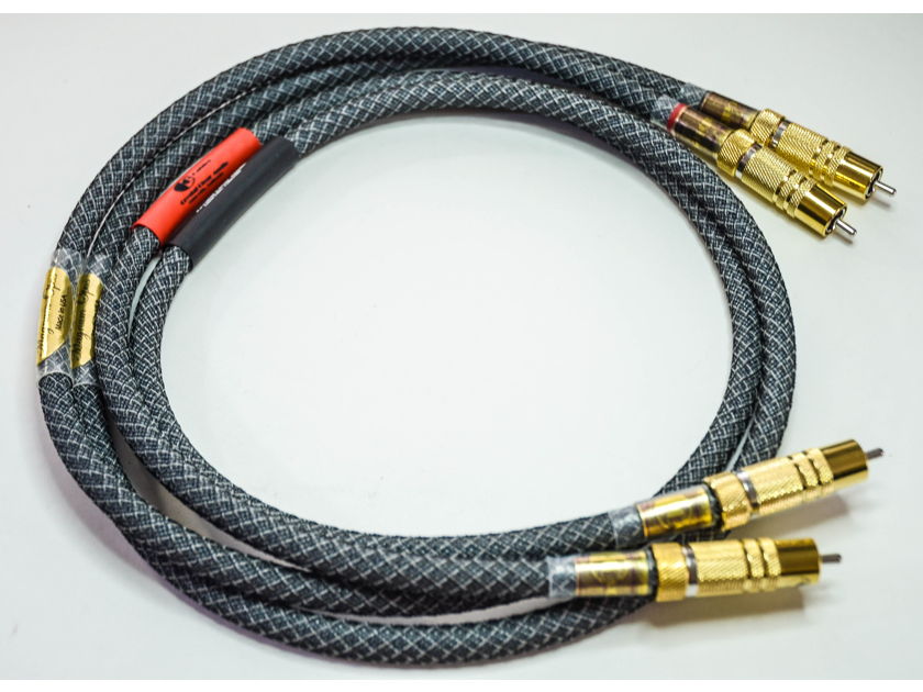 Crystal Clear Audio Magnum Opus series RCA 1.2m interconnects