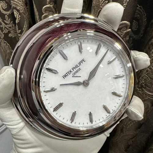 Patek Philippe Calatrava The Hour Circle