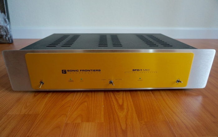 Sonic Frontiers SFD-1 mkII tube DAC flawless condition