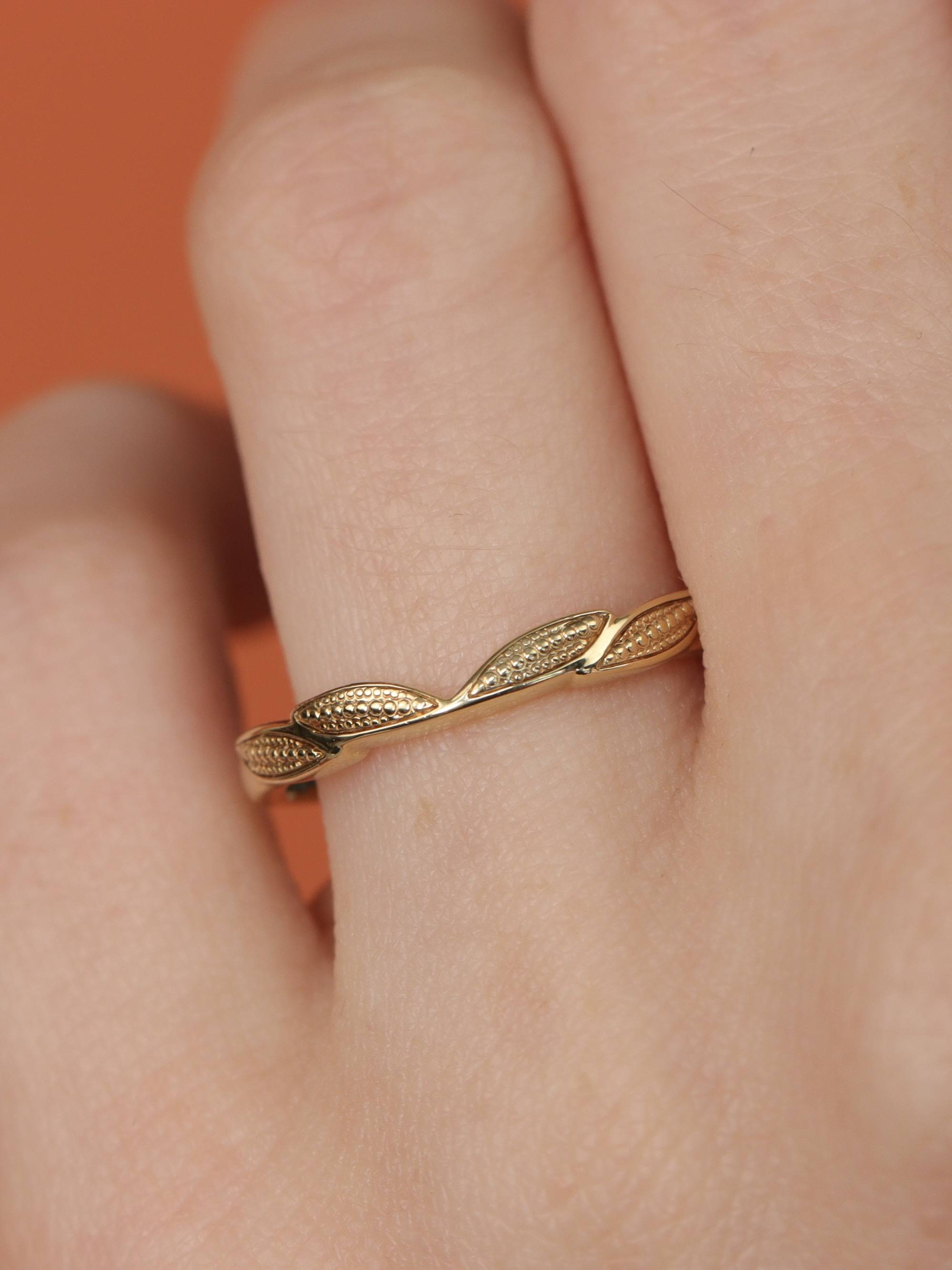 Diamond engagement ring