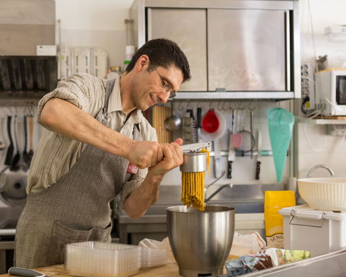Cooking classes Bologna: Passatelli romagnoli: in broth and dry. Brazadela