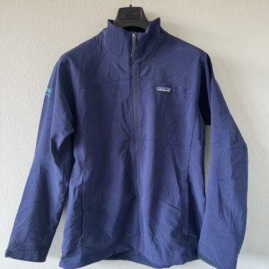 Patagonia women jacket size L