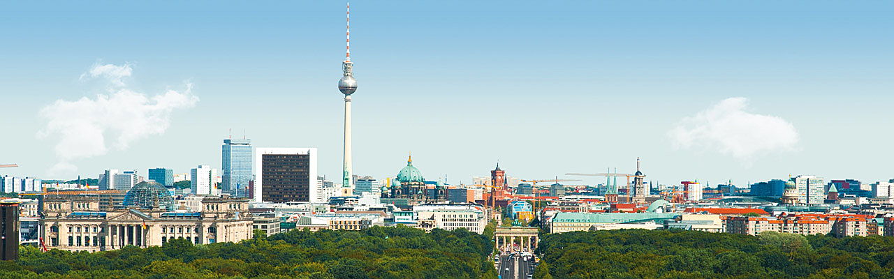 Hamburg
- Berlin Skyline