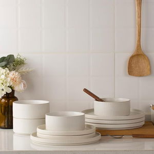 Famiware Star Dinnerware Sets, Plates and Bowls Set for 4, 12 Piece Dish Set, Ribbed, Full Glaze Matte White