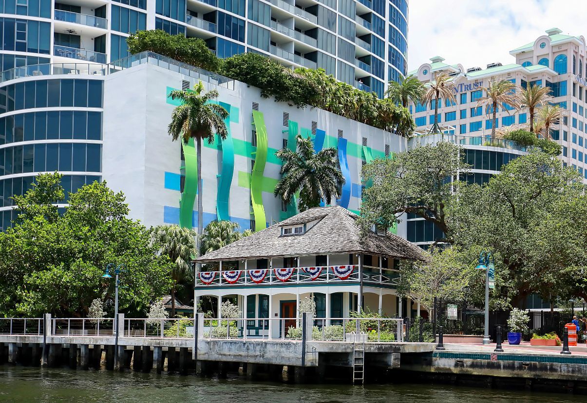 featured image for story, "FIRST LADY OF FORT LAUDERDALE"