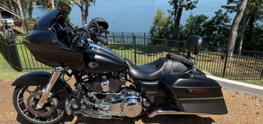 2022 HARLEY-DAVIDSON ROAD GLIDE SPECIAL motorcycle for rent near Hendersonville, TN