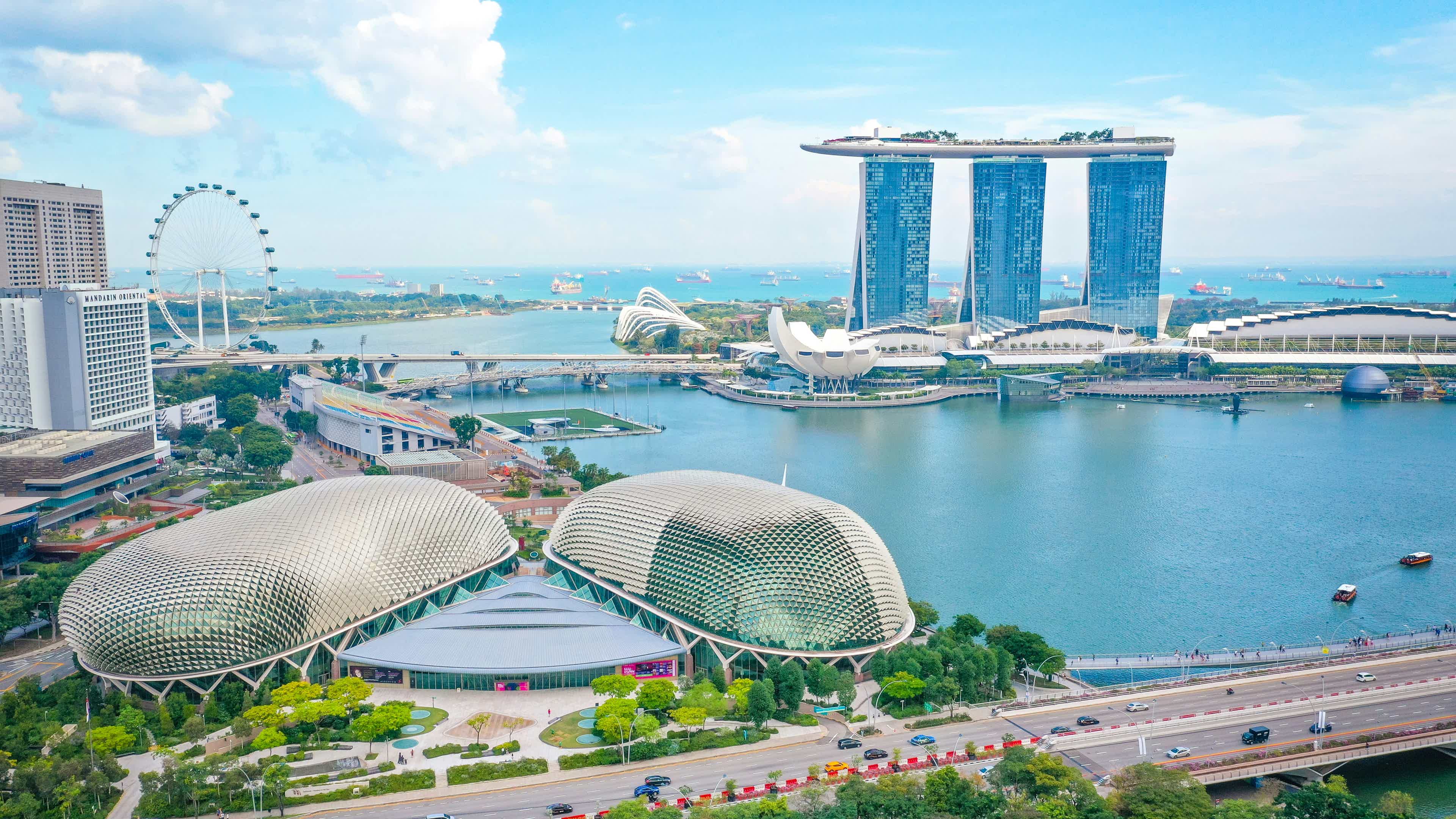 Singapore skyline showing modern business district