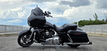 2016 HARLEY-DAVIDSON STREET GLIDE motorcycle for rent near Ruskin, FL