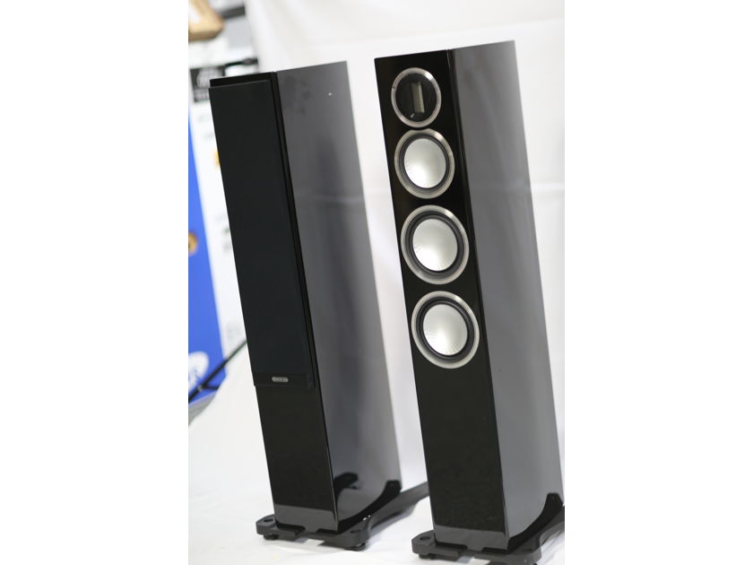 Monitor Audio  Gold 200 Floor Standing Speakers in Piano Black