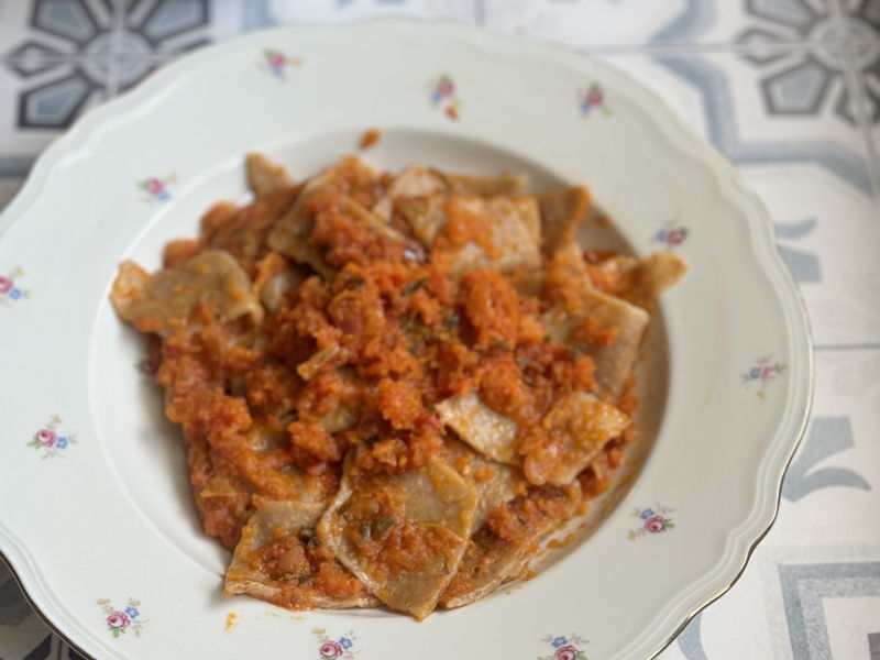 Cours de cuisine Chiocchio: On prépare les premiers plats toscans de ma famille.