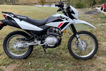 2023 HONDA XR150L motorcycle for rent near Chatsworth, GA