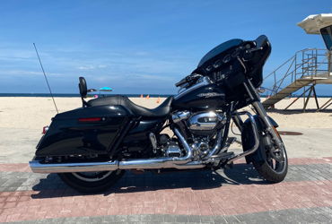 2017 HARLEY-DAVIDSON TOURING STREET GLIDE SPECIAL (VIVID BLACK) motorcycle for rent near Fort Lauderdale, FL
