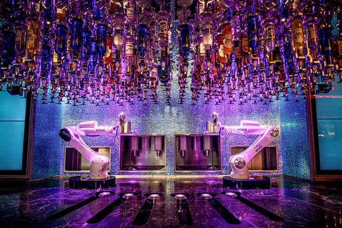 Tipsy Robot at Planet Hollywood