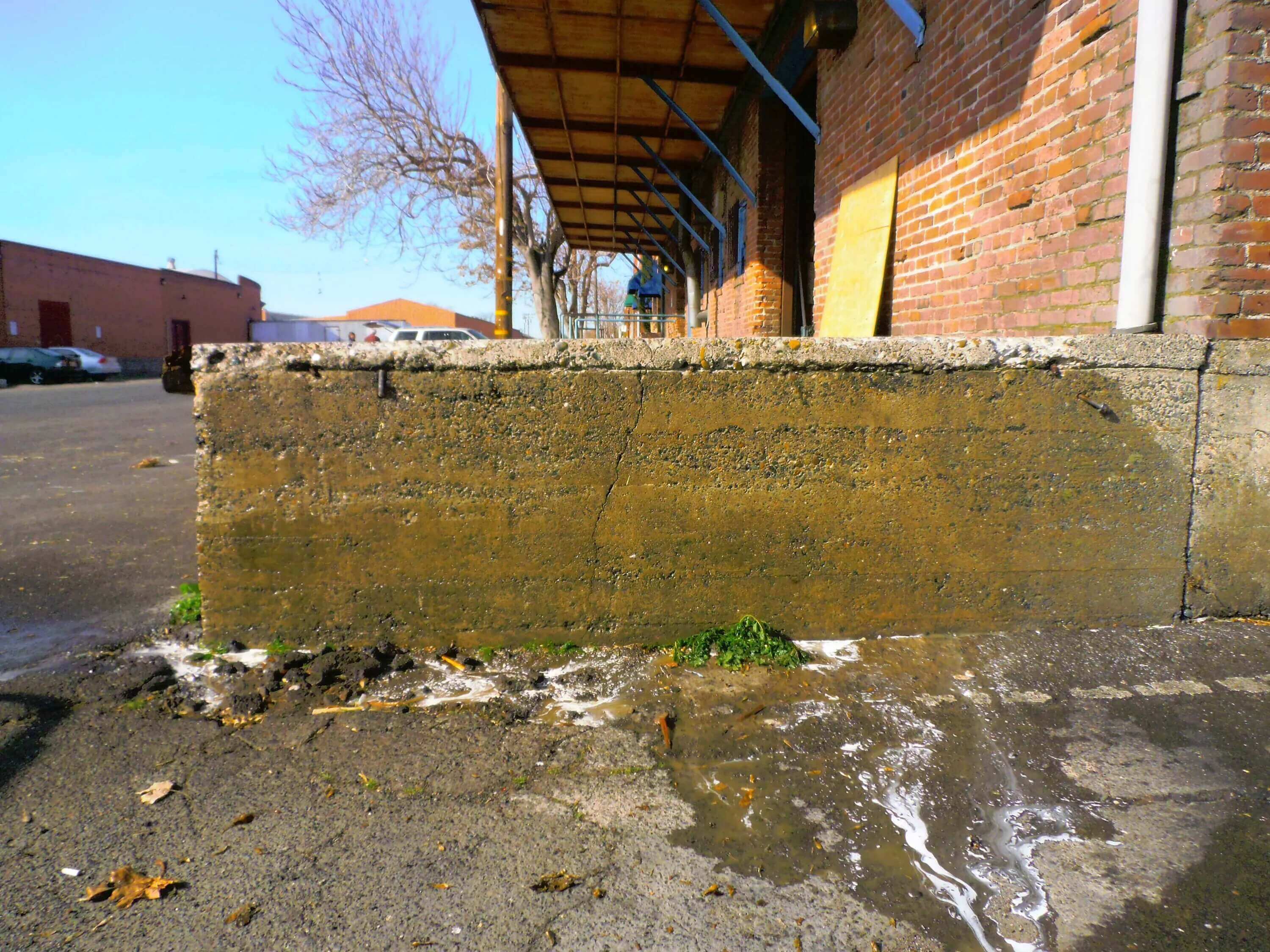 graffiti removal from brick stone and masonry surfaces