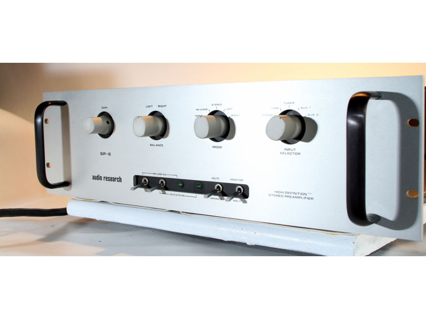 AUDIO RESEARCH   SP6 Tube Preamplifier