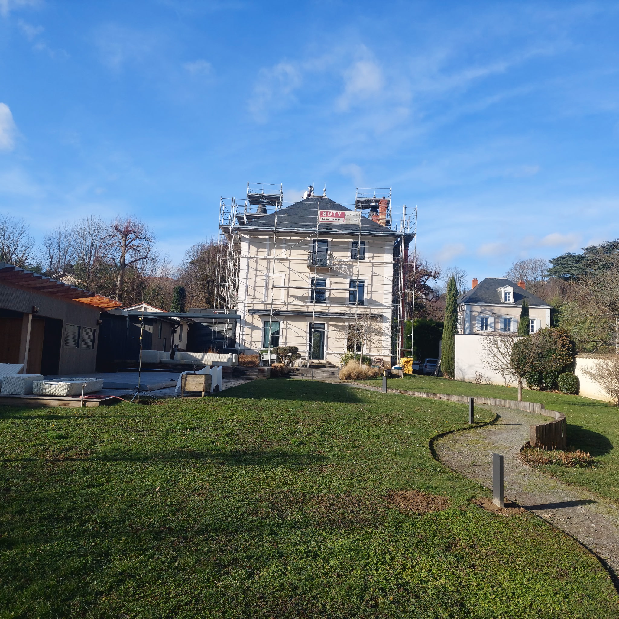 Toiture de château avec tourelles