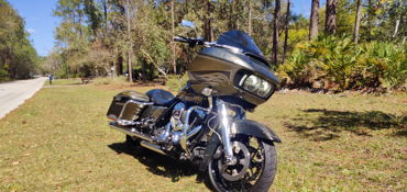 2016 HARLEY-DAVIDSON TOURING ROAD GLIDE (HARD CANDY) motorcycle for rent near Wesley Chapel, FL