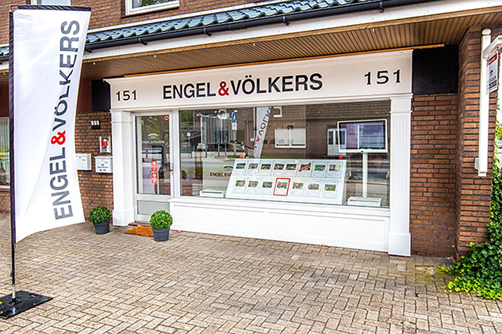  Emden
- engel_und_voelkers_shop_wiesmoor.jpg