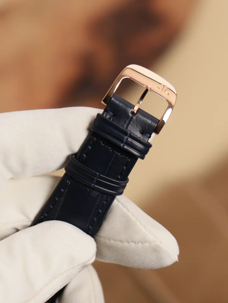Jaeger-LeCoultre Master Ultra Thin Rose Gold Blue Dial Limited Edition, image 5 Jaeger-LeCoultre Master Ultra Thin Rose Gold Blue Dial Limited Edition, image 5