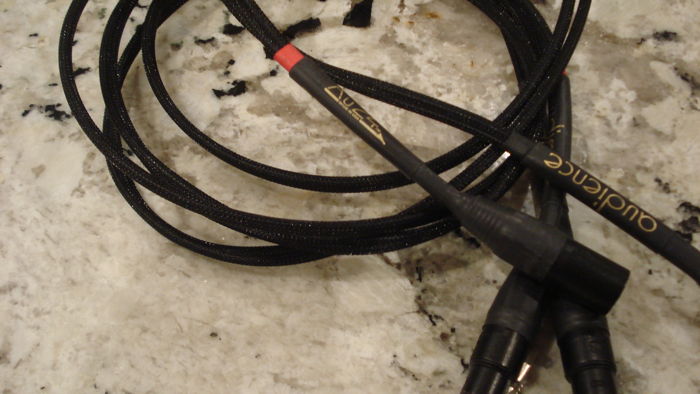 Audience  AU24 XLR cables 2 meters long